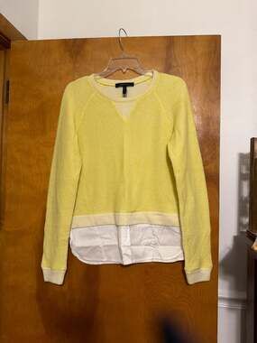 BCBGMAXAZRIA Yellow Textured Mixed Media Sweatshirt with Shirttail Hem